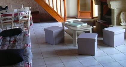 Maison dans quartier calme, terrain clÎturé