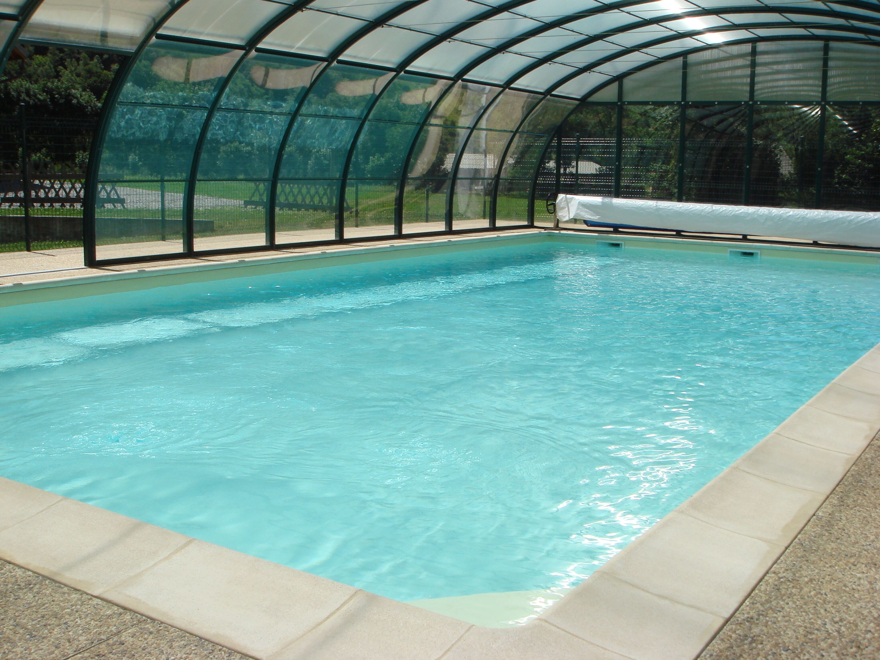 室内游泳池，恒温泳池