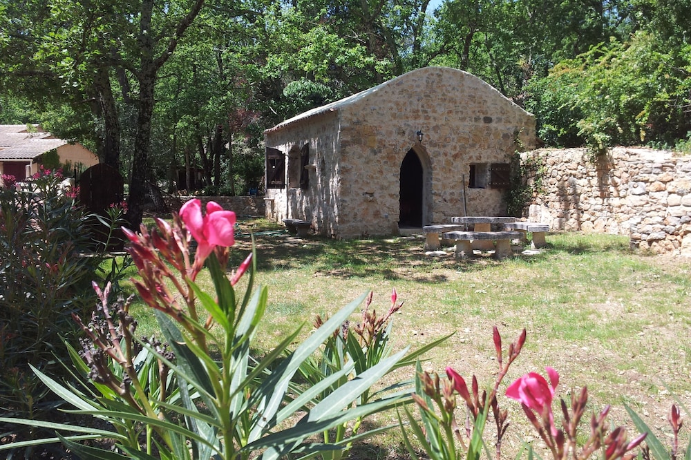 The Donjon des Combes and its upscale Spa