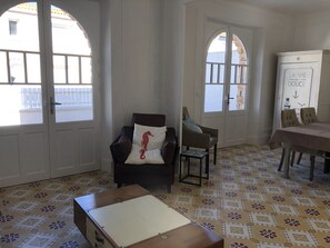 Interior - Pretty Sablaise villa with garden close to beaches and shops (Les Sables-d'Olonne)