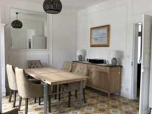 Dining - Pretty Sablaise villa with garden close to beaches and shops (Les Sables-d'Olonne)