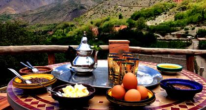 Exclusive House, Dar Mizik