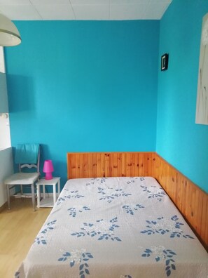1 chambre, fer et planche à repasser, Wi-Fi