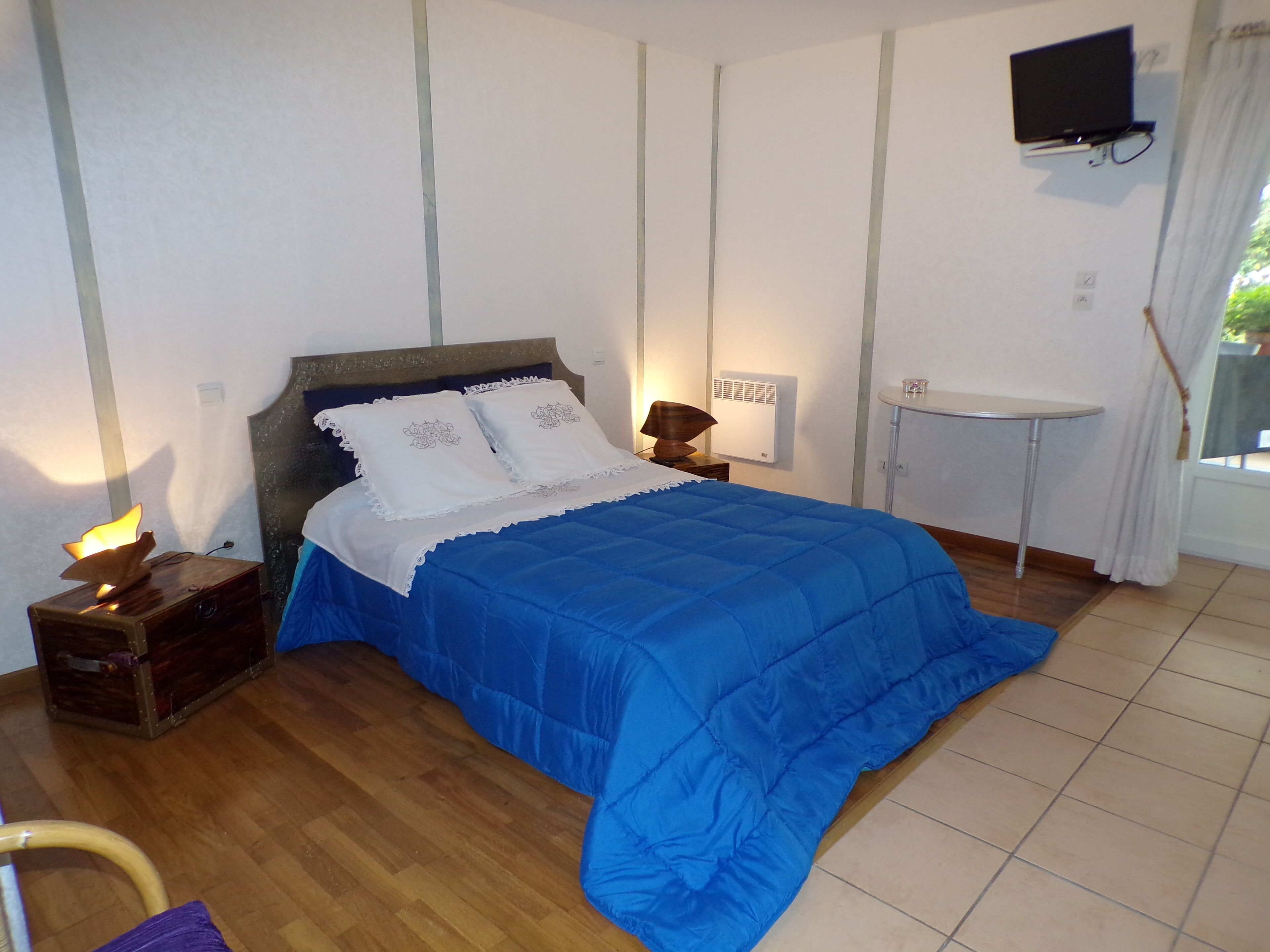 Les oiseaux, You can click to enlarge the photo