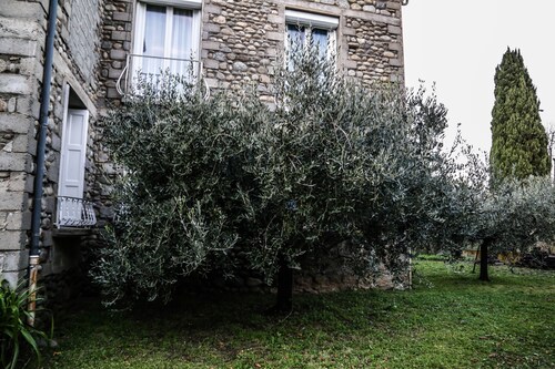 Location du Canigou, Gîte 6 people. Hiking, Heritage, Festivals, Cures.