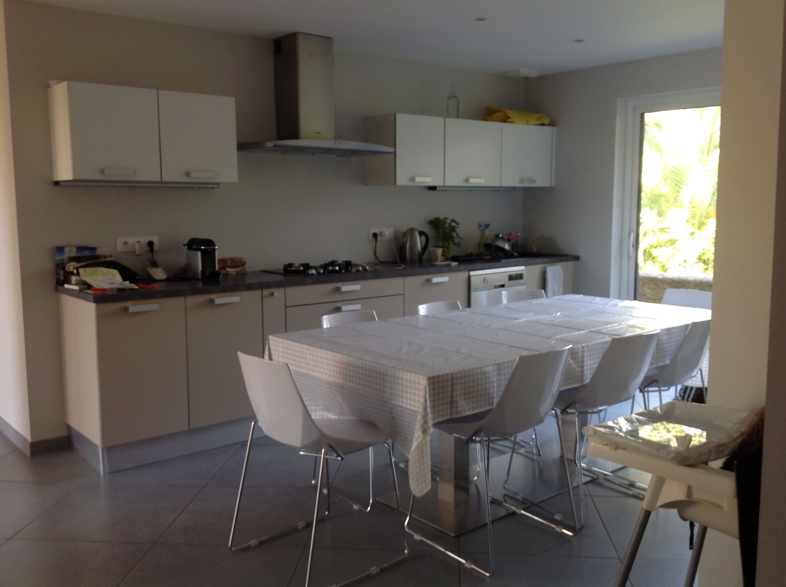 Near St Tropez Villa 200m2 waterfront, garden, swimming pool, air conditioning