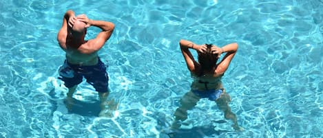 Outdoor pool, a heated pool