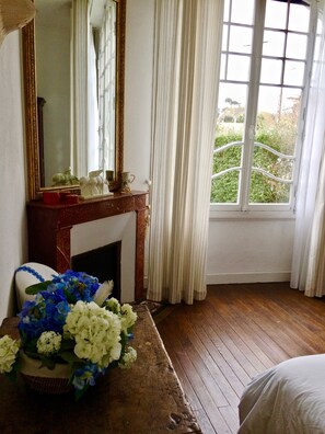 3 chambres, fer et planche à repasser, lit parapluie, Wi-Fi gratuit