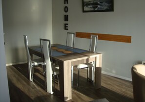 Dineren