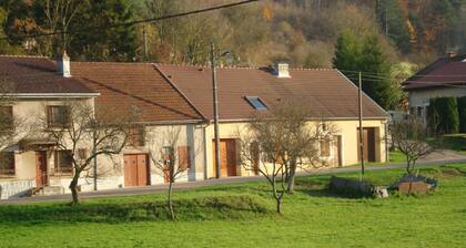 GITE DE FRANCE 3 EPIS CIRCOURT /SUR/ MOUZON