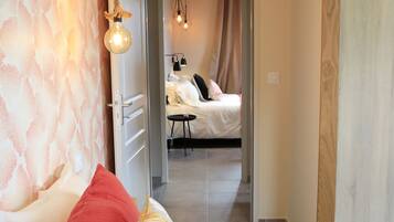 3 chambres, fer et planche Ă  repasser, Wi-Fi gratuit, draps fournis