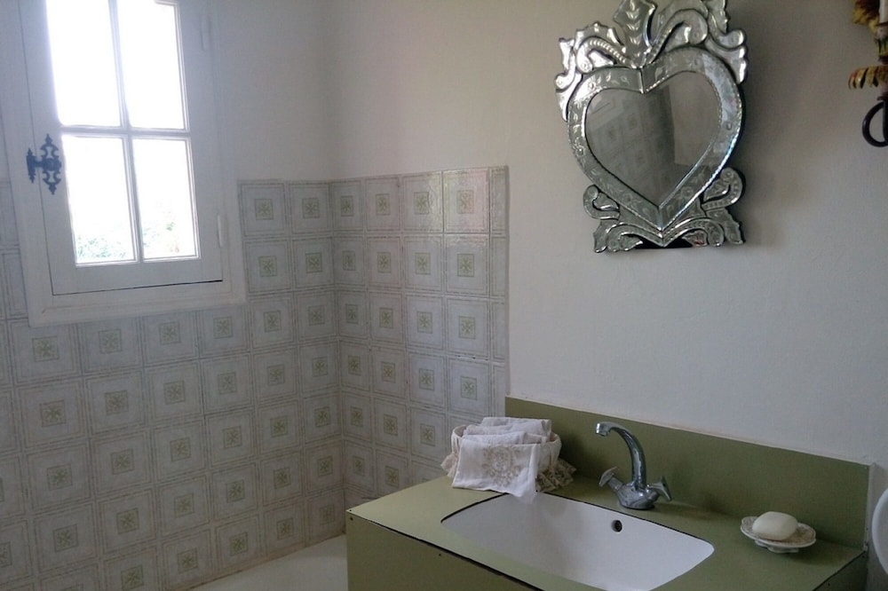 Room with garden and pool access