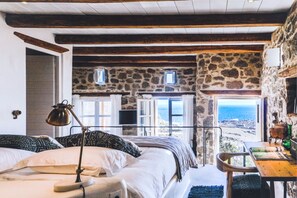 11 bedrooms, in-room safe, desk, iron/ironing board