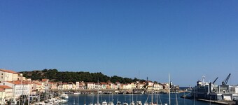 T2 resid.standing, 2 terraces, sea view, park.couvert, wifi, 2' du port classé 3 ⭐