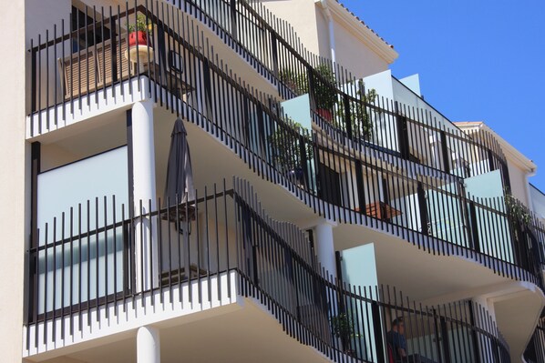 Exterior detail - T2 resid.standing, 2 terraces, sea view, park.couvert, wifi, 2' du port classé 3 ⭐ (Port-Vendres)