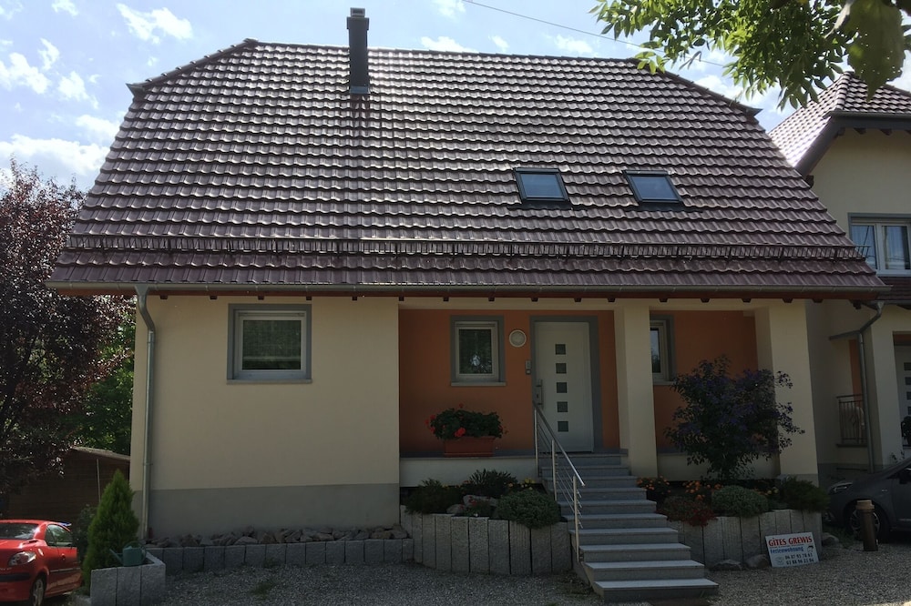 New one bedroom apartment 10 minutes from Strasbourg in a quiet area