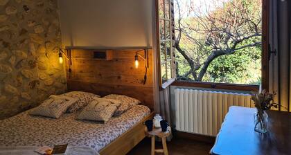 Viehättävä mökki Vinsobresissa, Drôme Provençalessa