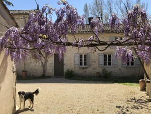 Enceinte de lâhĂ©bergement
