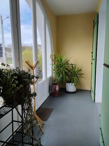 Villa avec vue sur la chaîne des pyrénées à louer au week-end ou à la semaine 