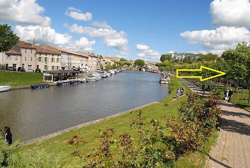 Fully self-contained apartment near the Canal du Midi and downtown