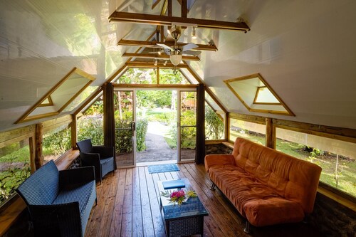 Welcome to the three waterfalls, alone, with friends, as a couple or as a family