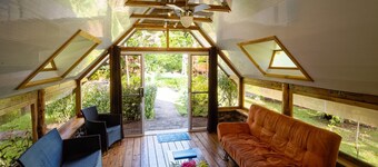 Welcome to the three waterfalls, alone, with friends, as a couple or as a family