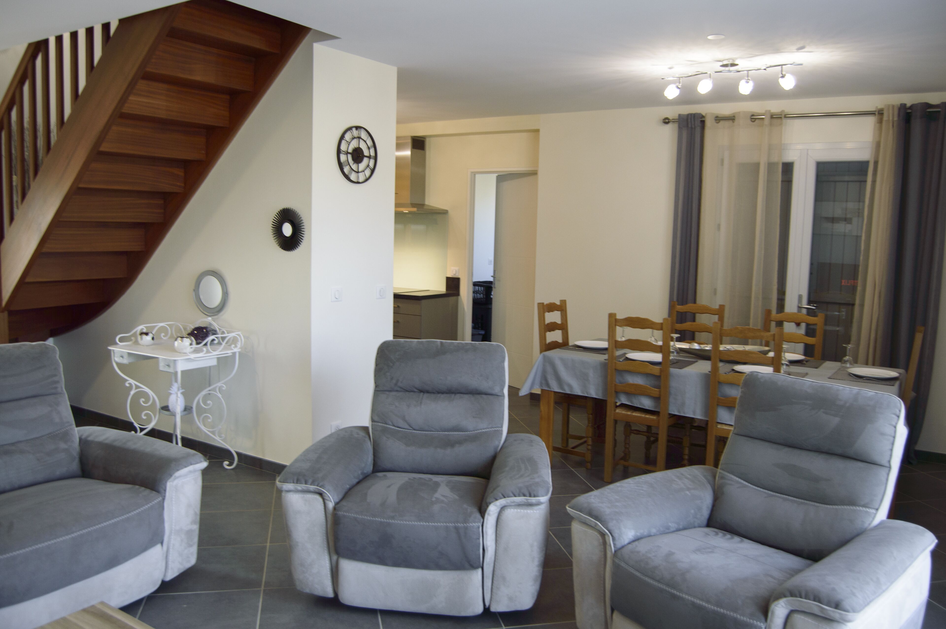 Ideal villa for 6 holidaymakers in black Périgord