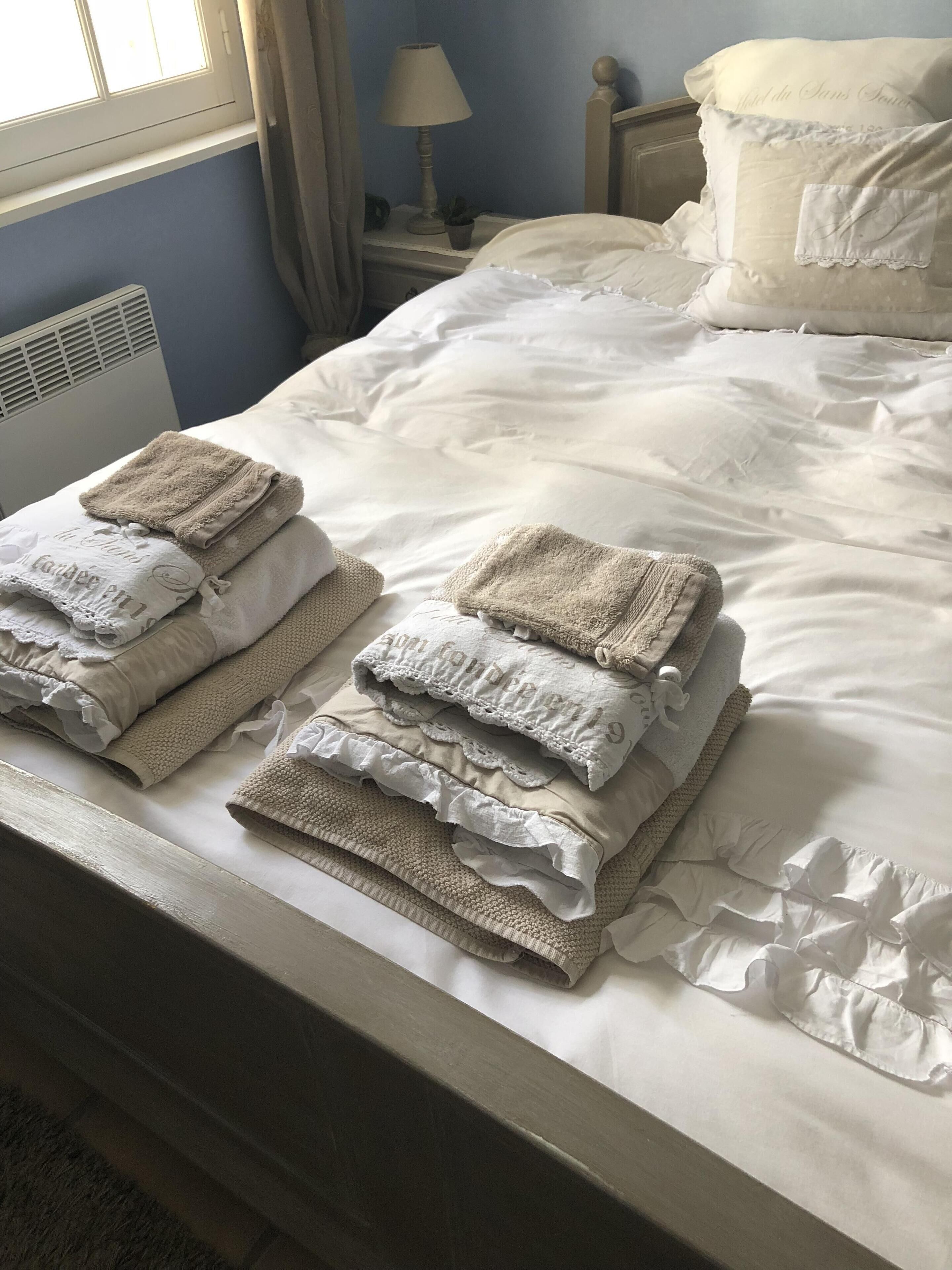 Splendid quiet villa in the heart of the vineyards, private pool.