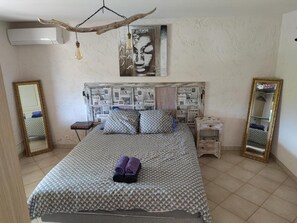 1 chambre, fer et planche Ă repasser, Wi-Fi gratuit, draps fournis