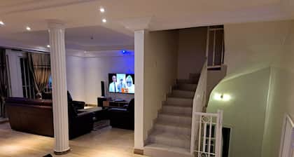 Appartement meublé duplex hann mariste 2 chambres salon 2 sa
