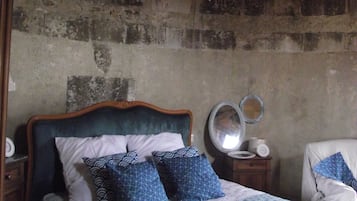 1 間睡房、床單