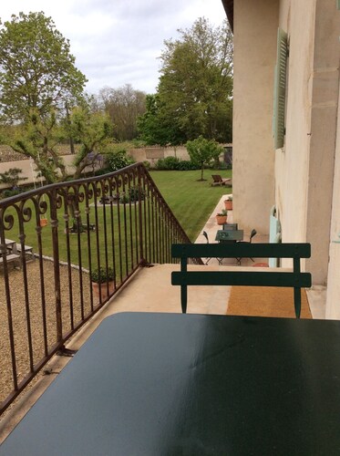 An independent apartment in a traditional house at the foot of