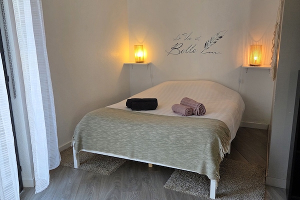 1 bedroom, iron/ironing board, bed sheets