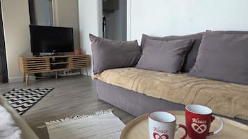 TV