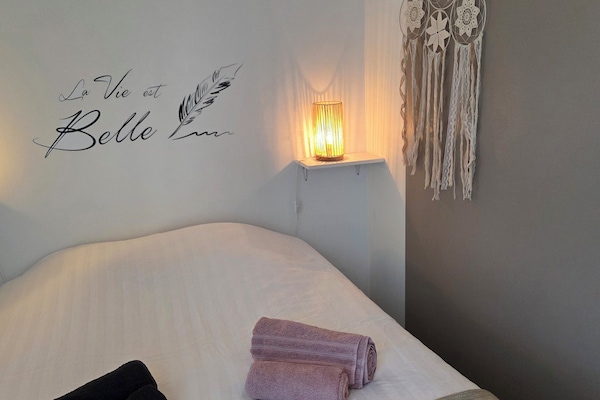 1 bedroom, iron/ironing board, bed sheets