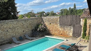 Piscine extérieure, piscine chauffée