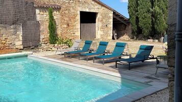 Piscine extérieure, piscine chauffée