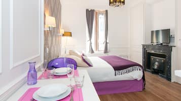 1 chambre, fer et planche Ă repasser, Wi-Fi, draps fournis