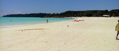 Vlak bij het strand