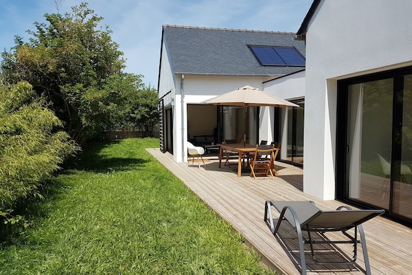 Toute la maison ouverte sur terrasse bois