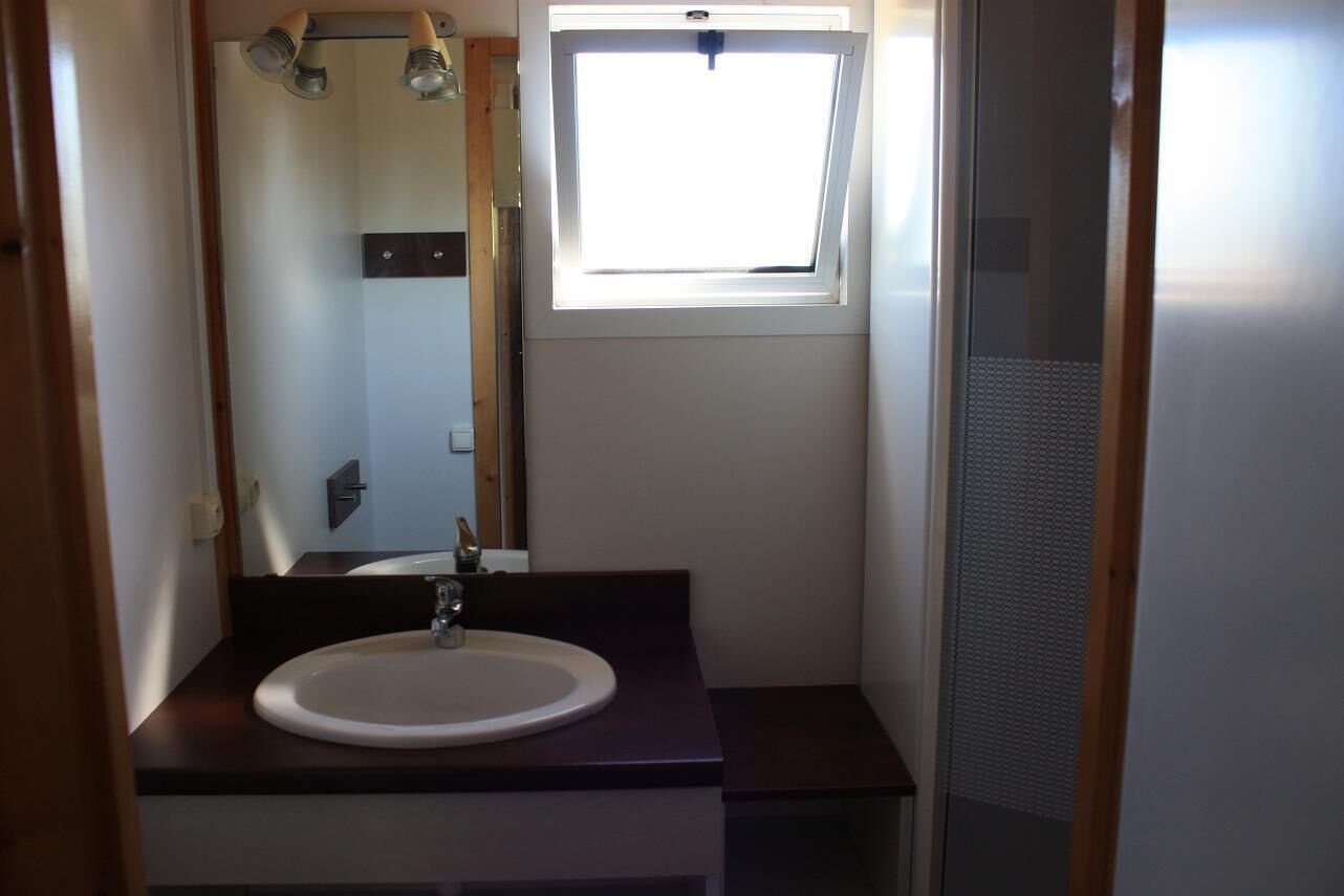 Chalet in leisure residence, comfortable, 2 bedrooms, large terrace,