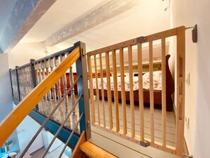 3 quartos, cofres nos quartos, quartos à prova de som