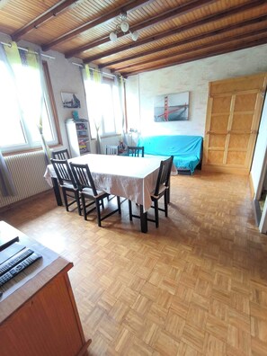 Interior - La Berlie du Jura+++ gîte n° 1 with terrace 2/6 person (etival)