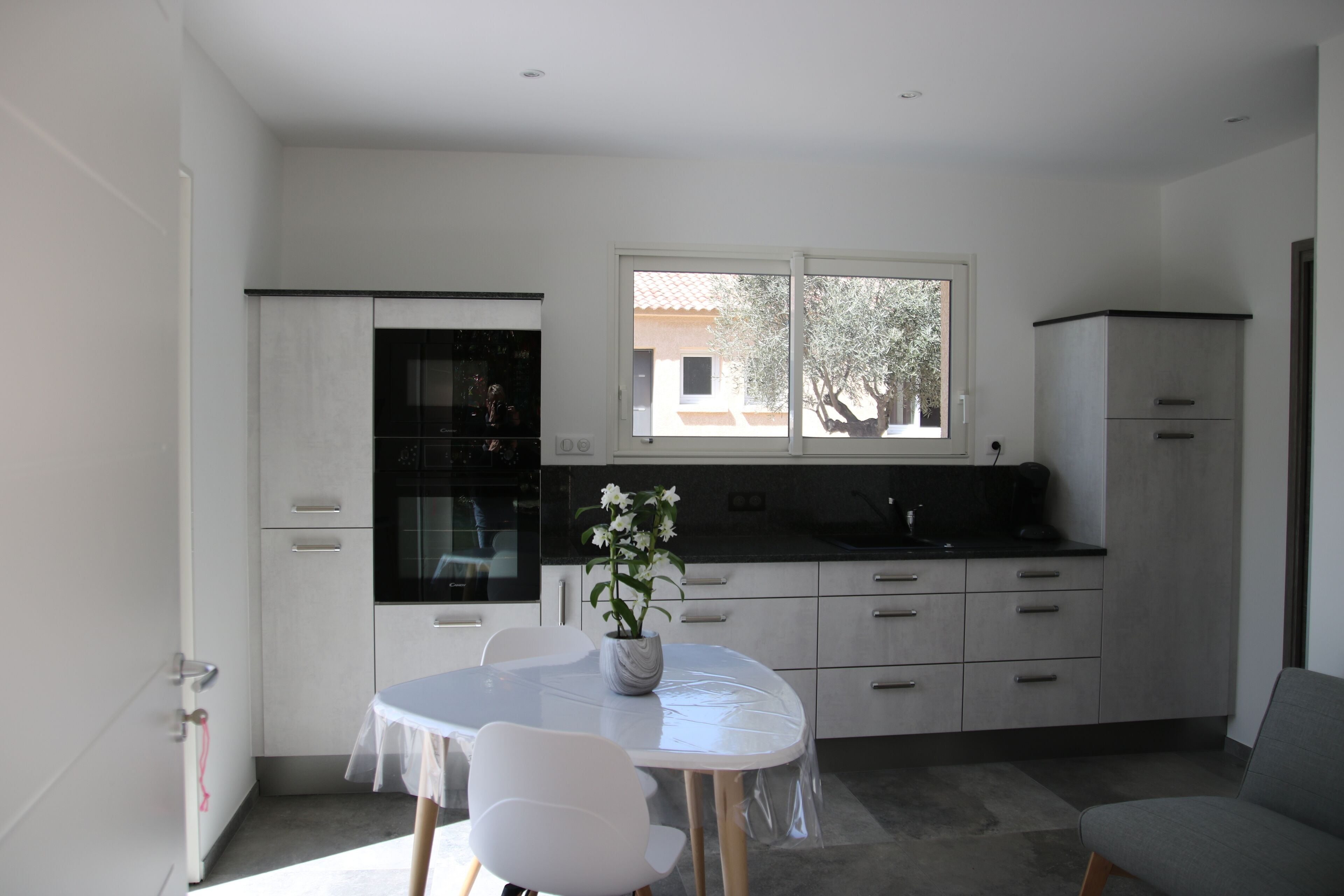 BEAUTIFUL HOUSE FOR TWO PEOPLE IN PEACE WITH POOL