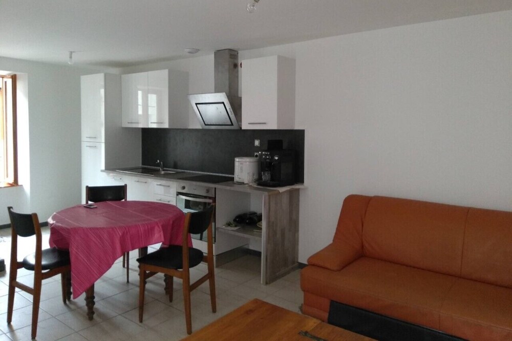 Apartment in Village house T3