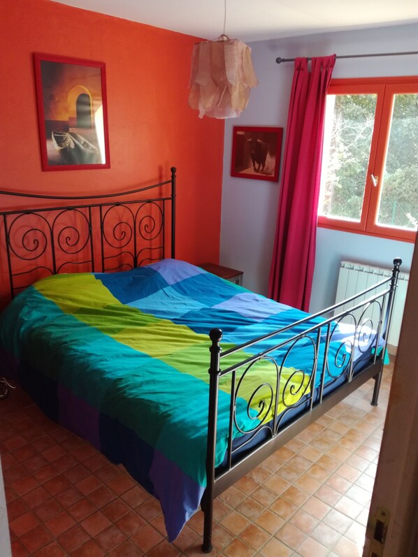 3 habitaciones, tabla de planchar con plancha y wifi gratis
