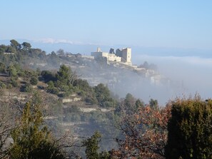 Miscellaneous - Cante Grillet in provence at the foot of the Luberon Chambre ZORA (LACOSTE)