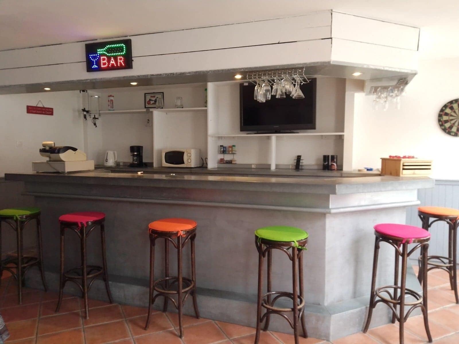 T2 ATYPIQUE - OLD BAR / CAFE