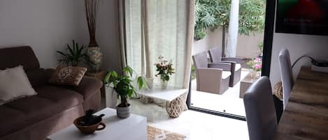 スマートテレビ、PC モニター、プリンター