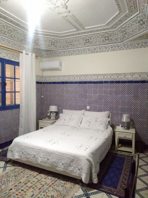 3 chambres, fer et planche à repasser, Wi-Fi gratuit, draps fournis